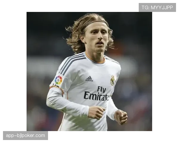 聚焦:老将莫德里奇替补登场,完成皇马生涯第600次出场里程碑 聚焦:老将莫德里奇替补登场,完成皇马生涯第600次出场里程碑